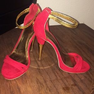 Red Heels Lightly Used
